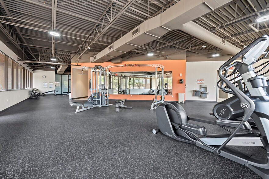 More Photos Of 2100 N Greenville Ave, Richardson Coworking Space