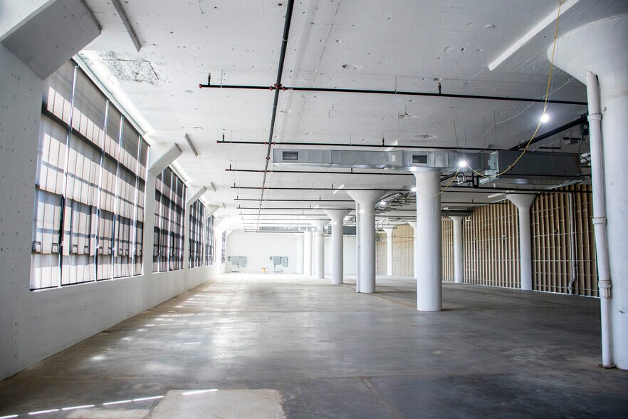 More Photos Of 424 Memorial Dr, Danville Apartments For Lease