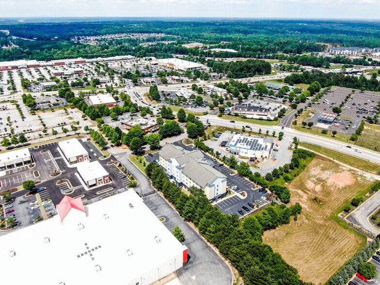 More Photos Of 30 Mill Rd, McDonough Hotel For Sale