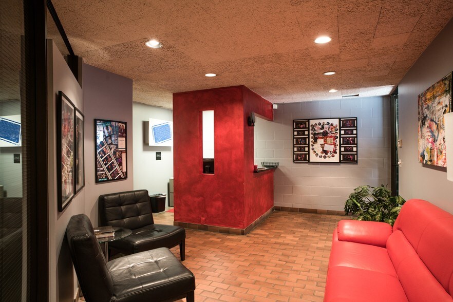 More Photos Of 1627 Pontius Ave, Los Angeles Loft Creative Space For Sale