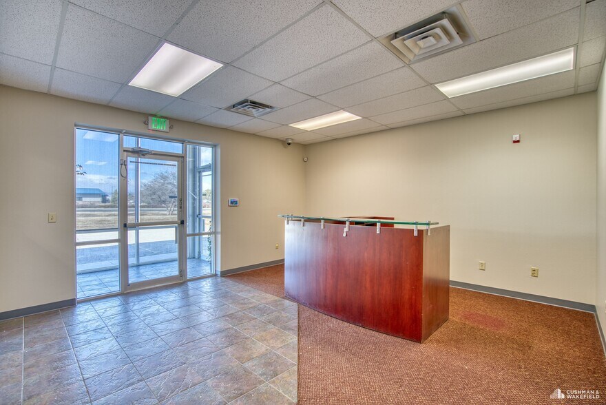 More Photos Of 1530 Vista View Dr, Longmont Warehouse For Lease