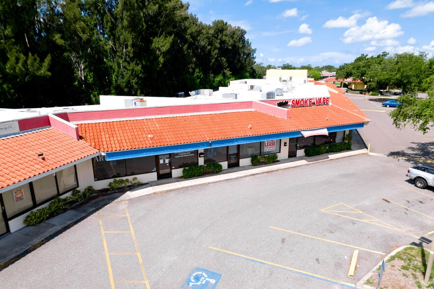 More Photos Of 4105 Cortez Rd, Bradenton Unknown For Lease