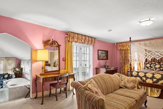 More Photos Of 3904 Vt Route 7A, Arlington Hospitality For Sale