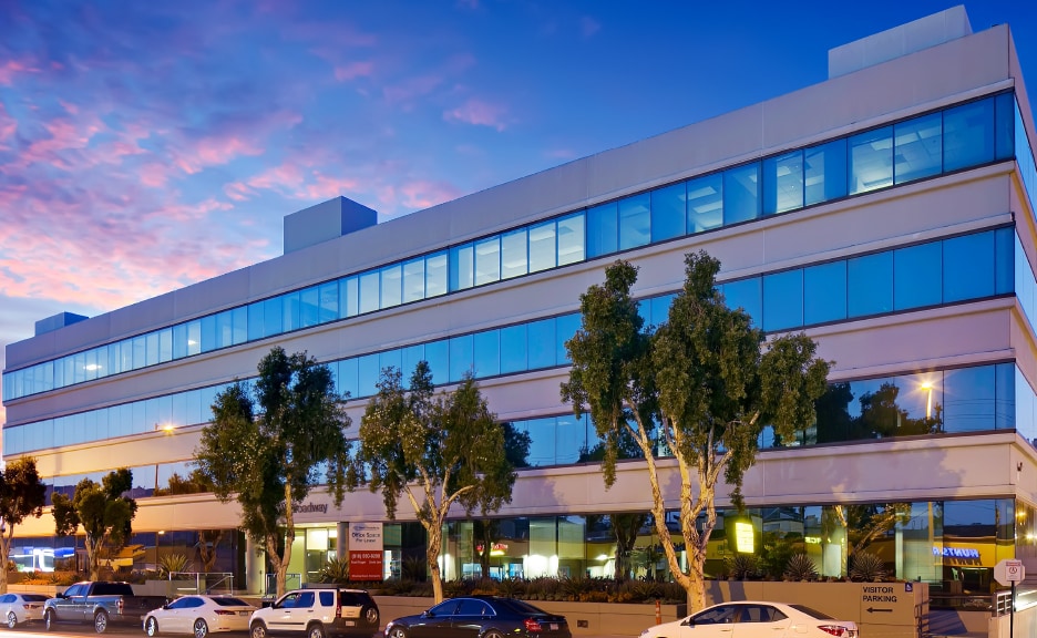 Primary Photo Of 425 W Broadway, Glendale Office For Sale