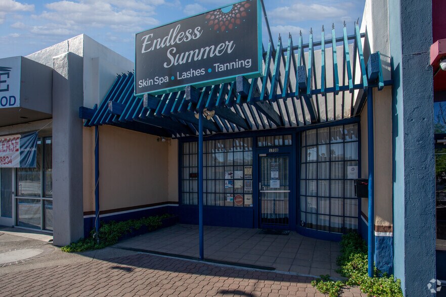 More Photos Of 1702-1730 E Speedway Blvd, Tucson Unknown For Lease