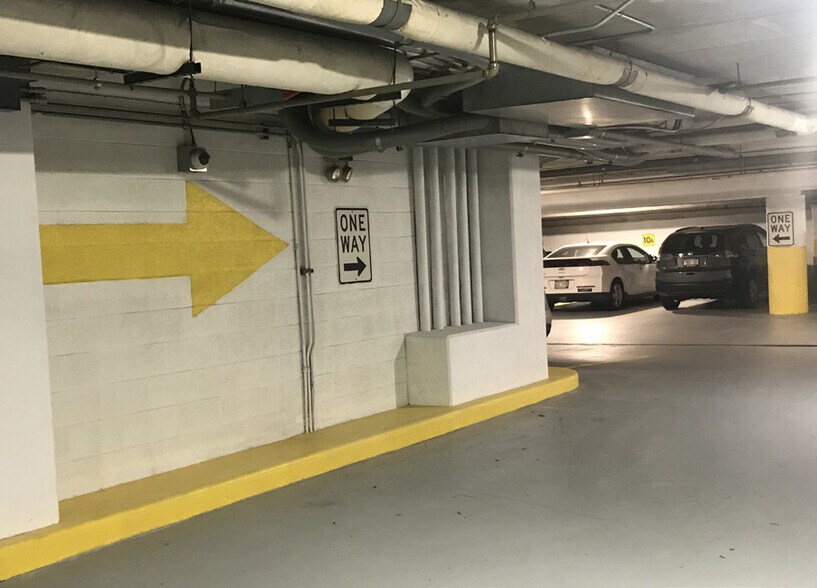 More Photos Of 100 W Lawrence St, Appleton Loft Creative Space For Sale