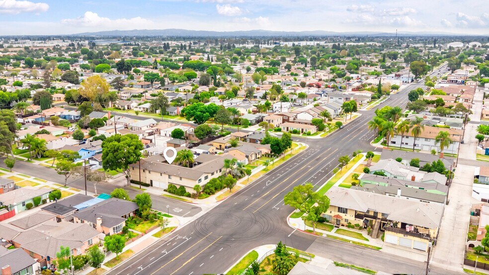 More Photos Of 1005 E Harding St, Long Beach Apartments For Sale