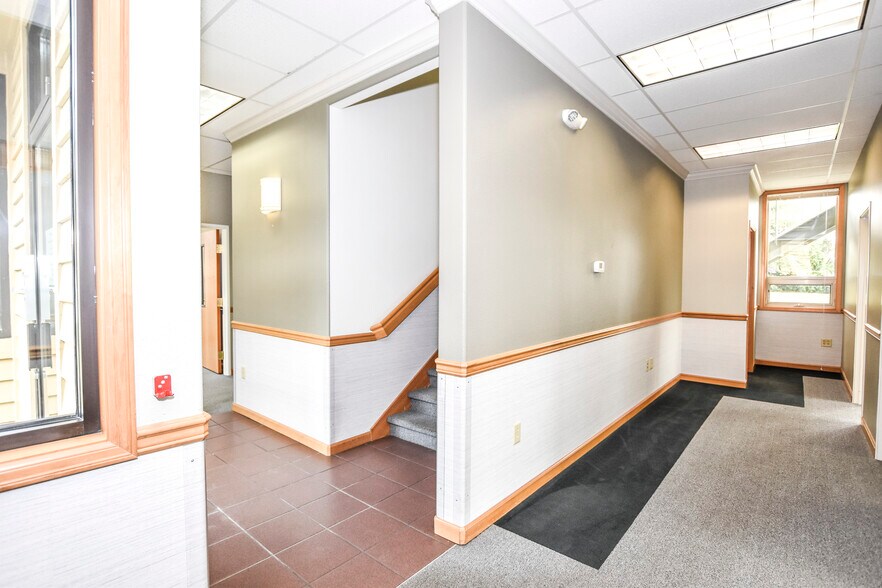 More Photos Of 3711 Griffin Ln Se, Olympia Office For Lease