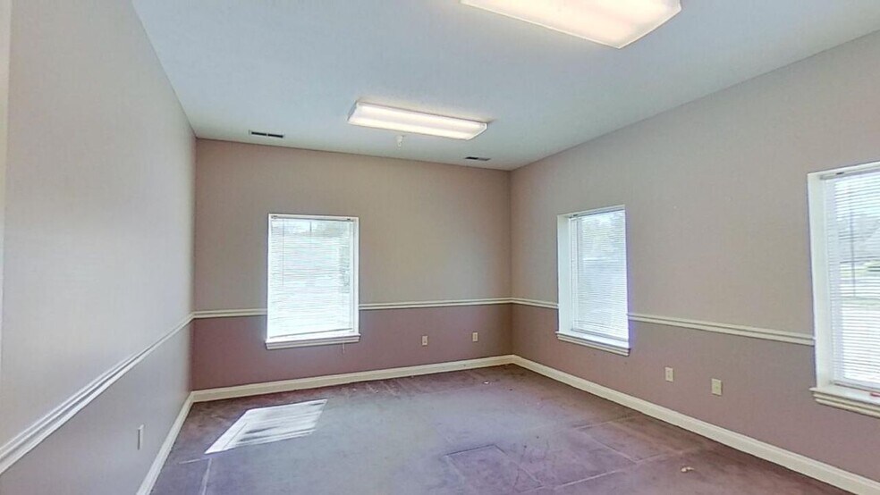 More Photos Of 4205 Charlar Dr, Holt Loft Creative Space For Sale