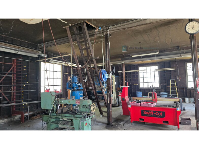 More Photos Of 617 N Elm St, West Bridgewater Industrial For Sale