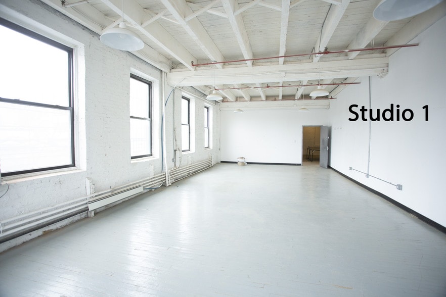 More Photos Of 40-08 22nd St, Long Island City Warehouse For Lease