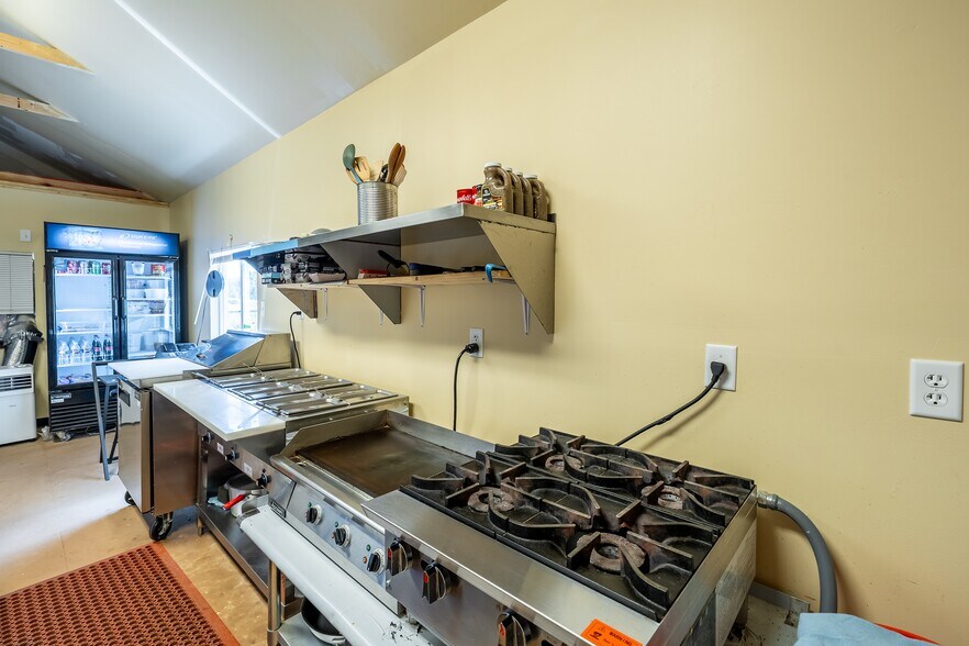 More Photos Of 122 N Green St, Hawkins Land For Sale