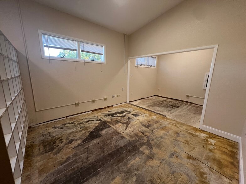 More Photos Of 5427 Water St, New Port Richey Medical For Sale