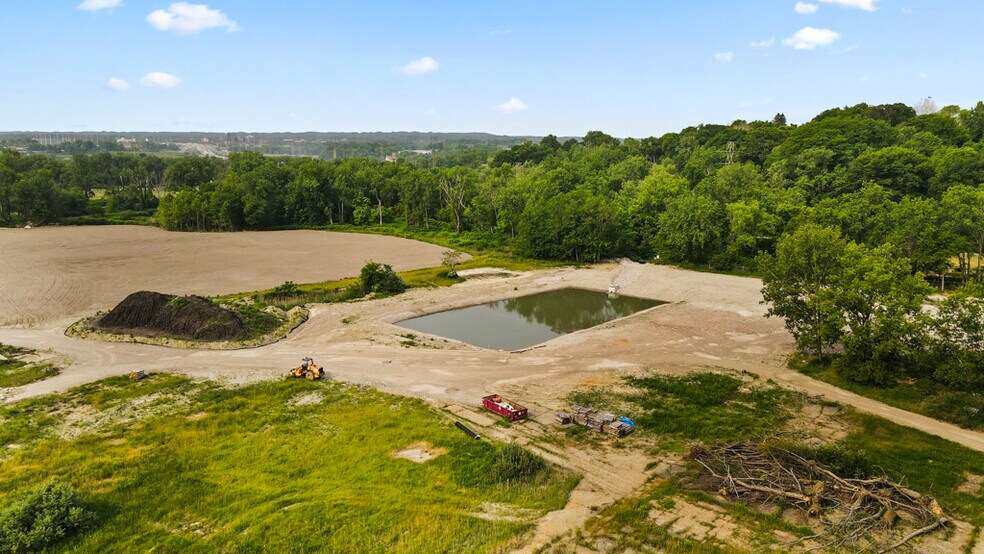 More Photos Of 5000 Warner Rd, Garfield Heights Land For Sale