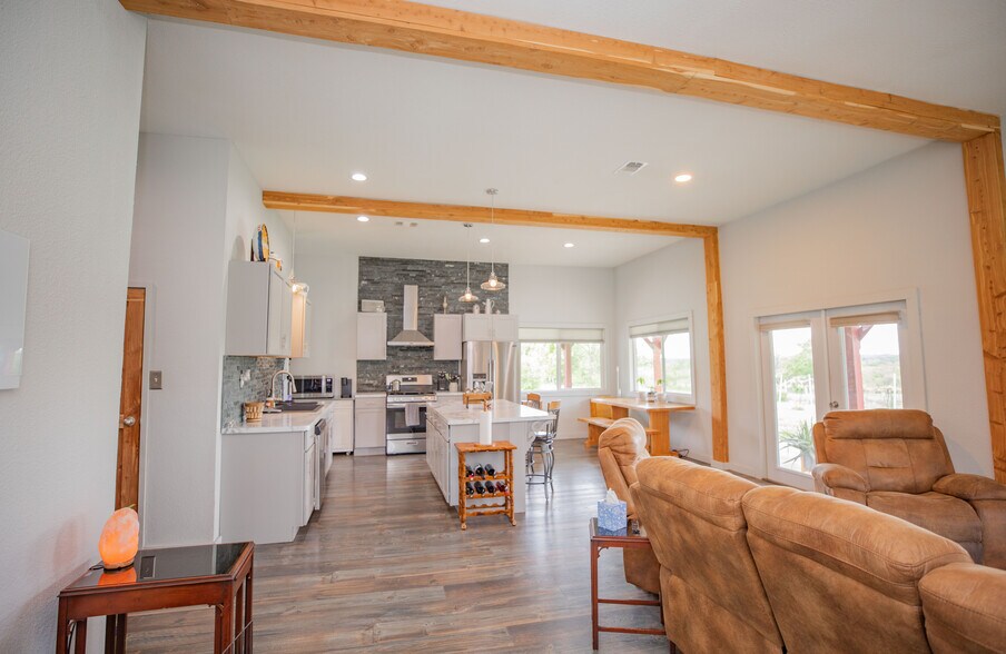 More Photos Of 8400 E 1320 Rd, Stockton Winery Vineyard For Sale