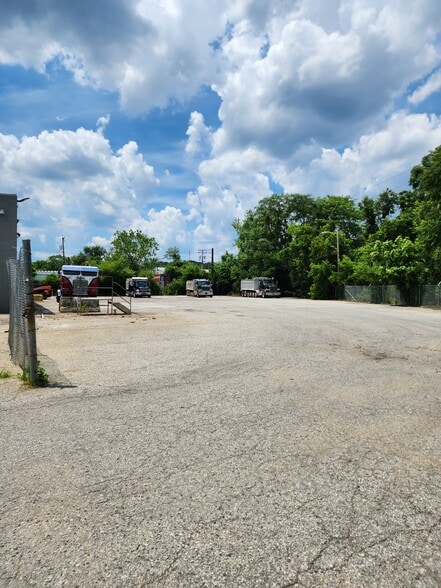 More Photos Of 2312 Eskow Ave, Halethorpe Land For Lease