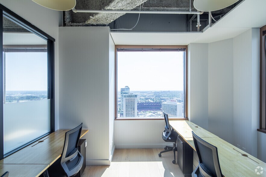 Photo of 16th Floor Ste 