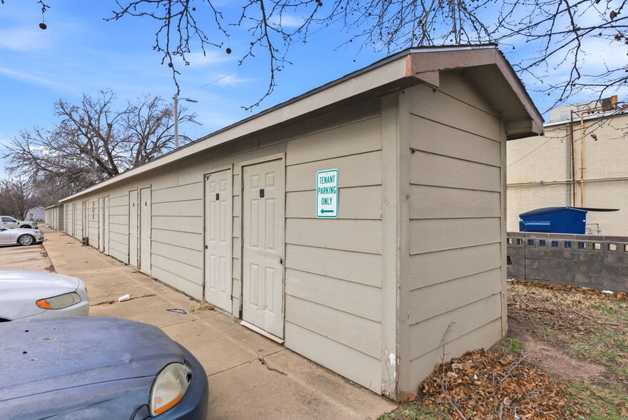 More Photos Of 538 N Florence St, Wichita Apartments For Sale