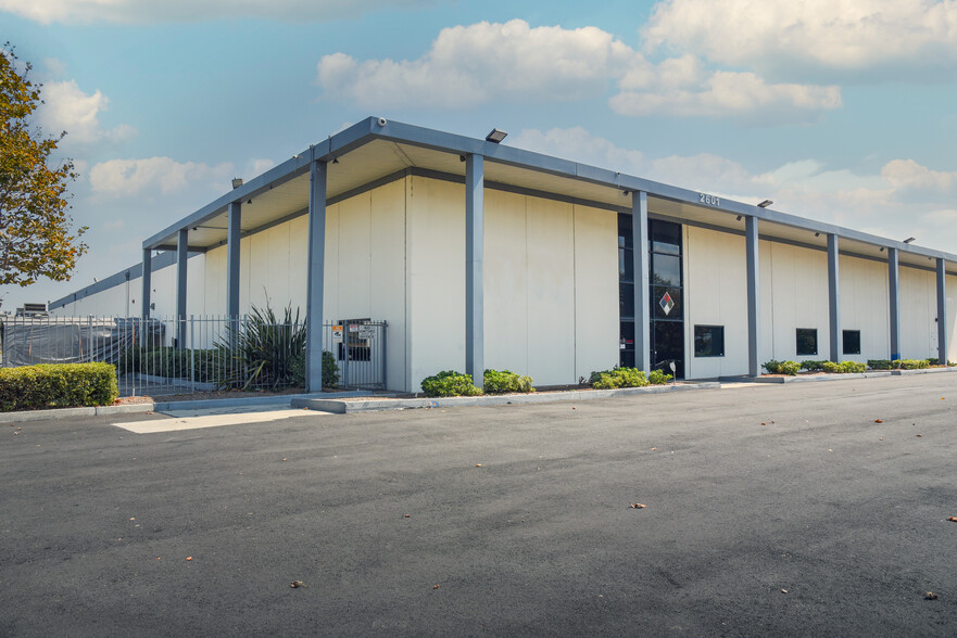 Primary Photo Of 2601 S Garnsey St, Santa Ana Warehouse For Lease