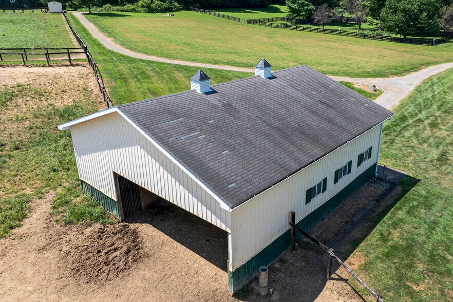 More Photos Of 5701 Lancaster Circleville Rd SW, Lancaster Land For Sale