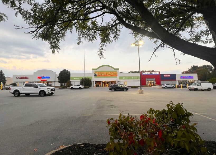 More Photos Of 3042 Ridge Rd W, Greece Unknown For Lease