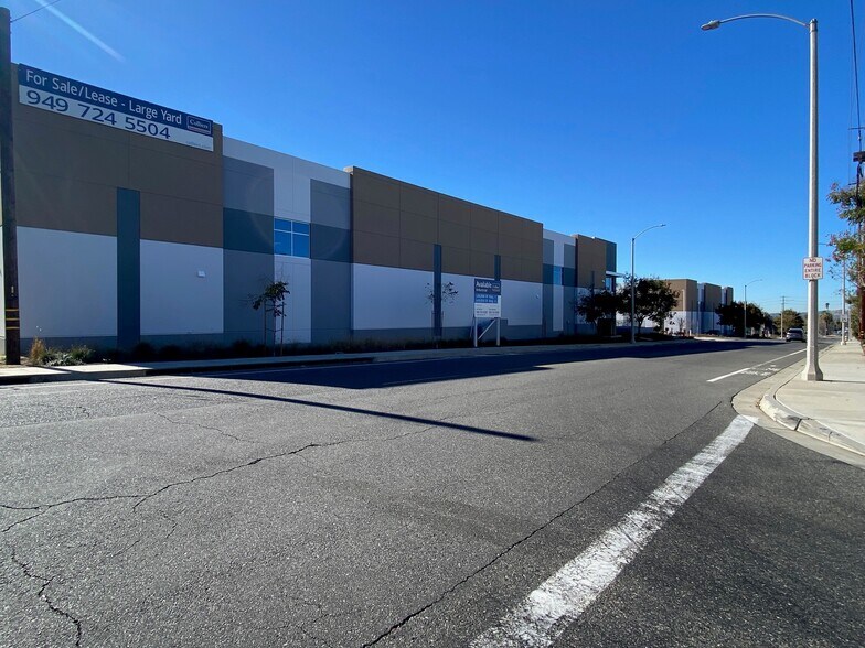 More Photos Of 980 Marlborough Ave, Riverside Warehouse For Lease