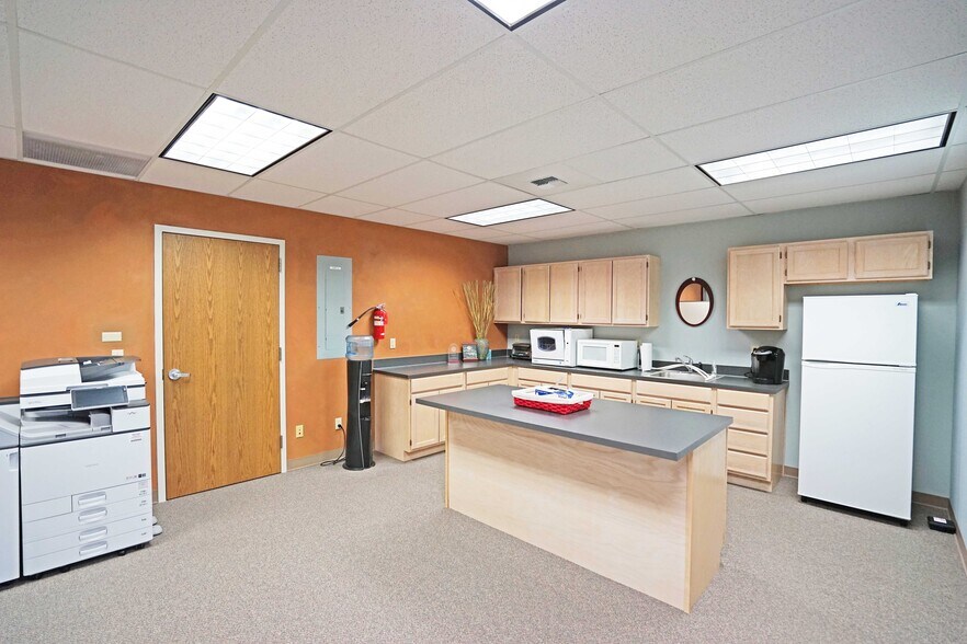 More Photos Of 603 N 39th Ave, Yakima Office For Lease