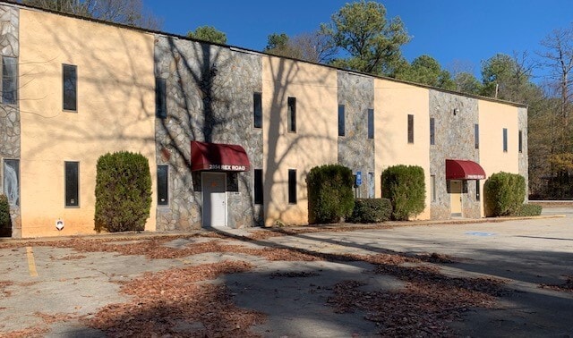 More Photos Of 2054 Rex Rd, Morrow Flex For Sale