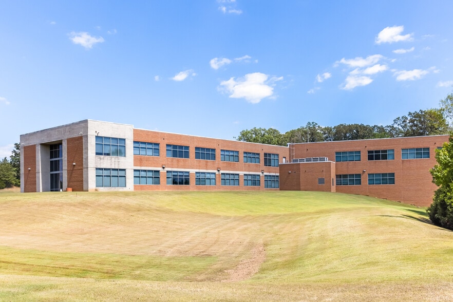 More Photos Of 2800 Grays Creek Dr, Arlington Office For Sale