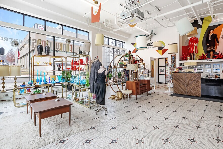 More Photos Of 1729 Grand Ave, Des Moines Apartments For Sale