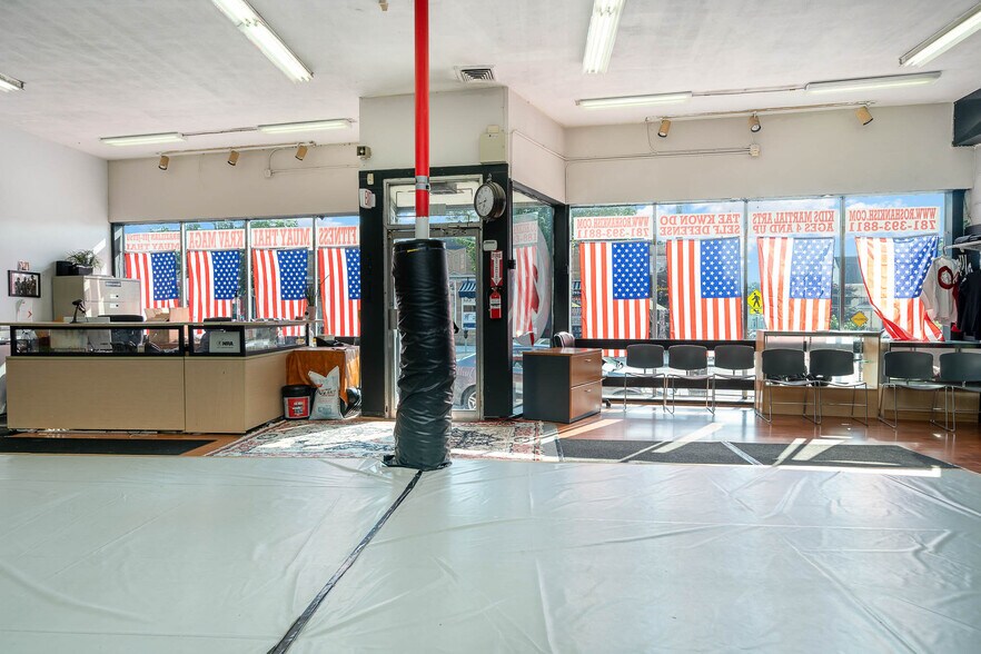 More Photos Of 393 Main St, Medford General Retail For Sale