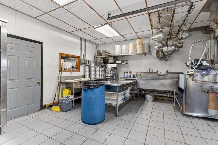 More Photos Of 173 County Road 526, Allentown Office For Sale