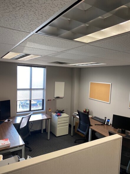 More Photos Of 320 N Salem St, Apex Office For Lease
