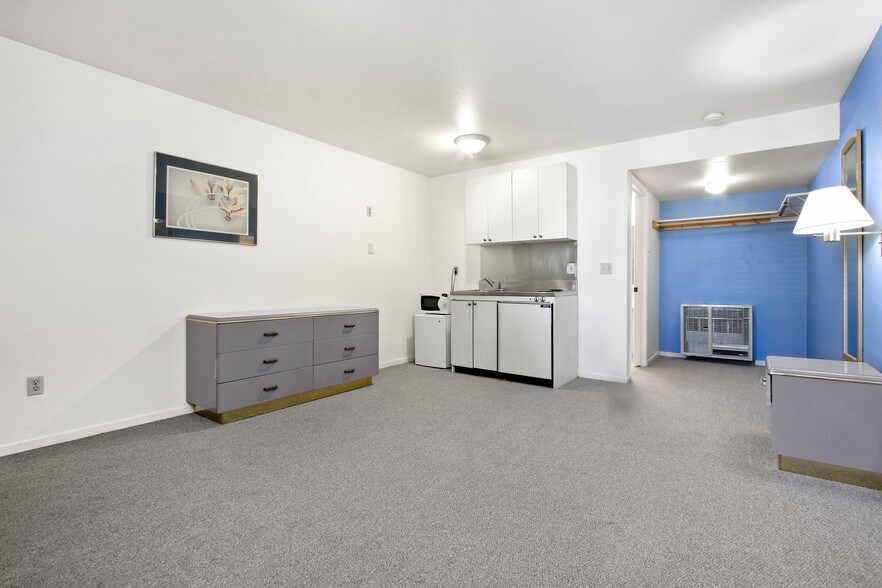 More Photos Of 6350 State Highway 193, Georgetown Hotel For Sale