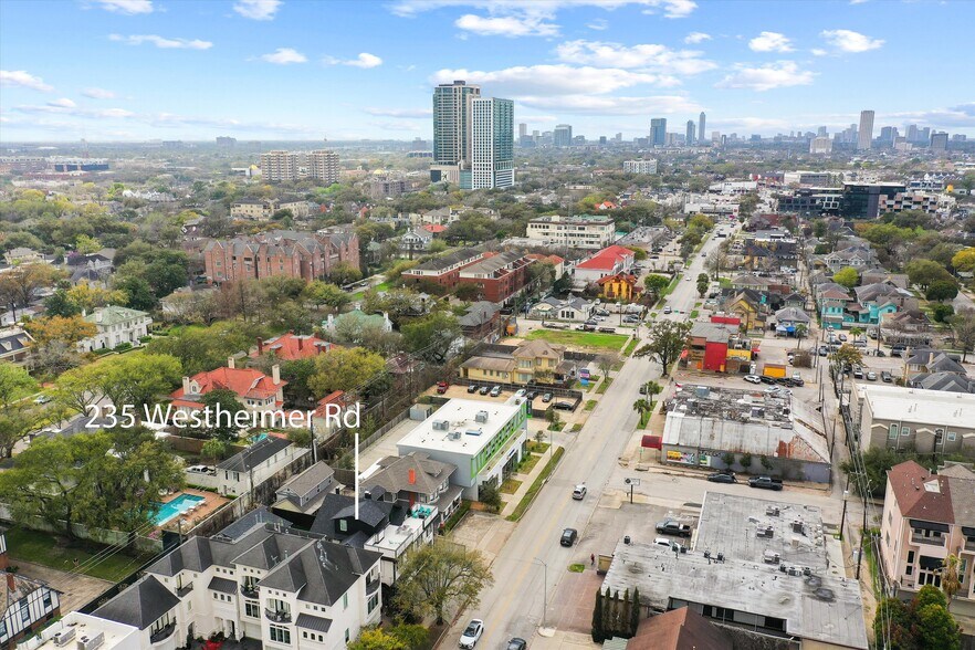 More Photos Of 235 Westheimer Rd, Houston Apartments For Sale