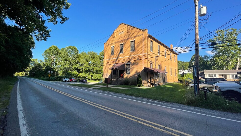 More Photos Of 7621 Noblestown Rd, Mc Donald Apartments For Sale