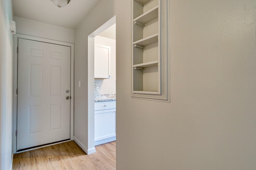 More Photos Of 112 N Hazelton St, Flushing Multifamily For Sale
