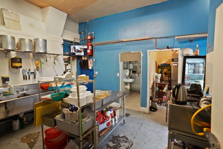 More Photos Of 4874 Huntington Dr S, Los Angeles Storefront Retail Office For Lease