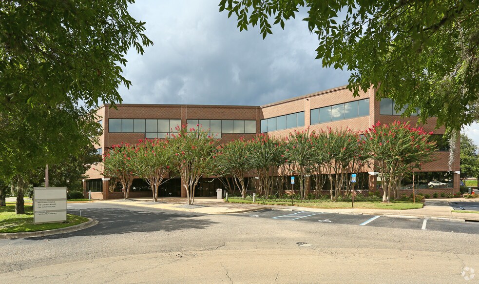 More Photos Of 1545 Raymond Diehl Rd, Tallahassee Office For Lease