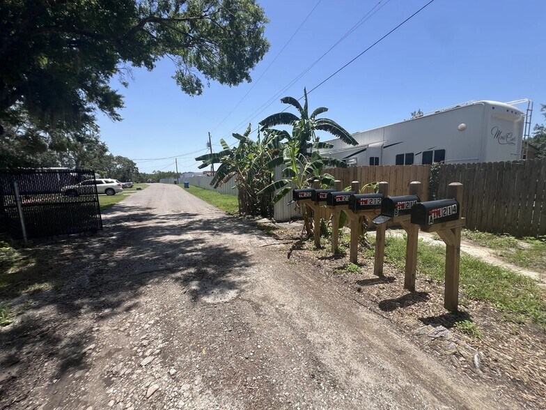 More Photos Of 11224 Restwood Dr, Gibsonton Manufactured Housing Mobile Home Park For Sale
