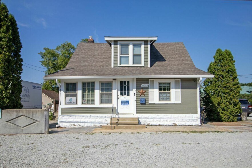 More Photos Of 10620 Bellefontaine St, Carmel Office For Sale