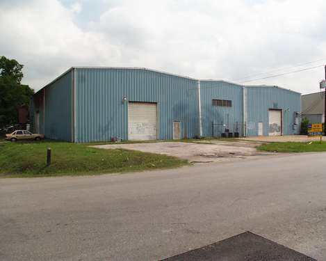 More Photos Of 1211 Hays St, Houston Manufacturing For Sale