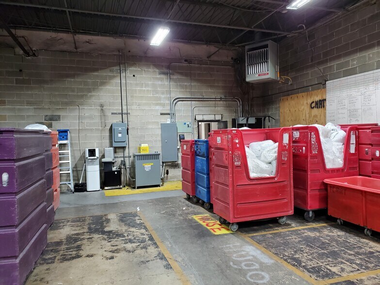 More Photos Of 331 Frelinghuysen Ave, Newark Warehouse For Lease
