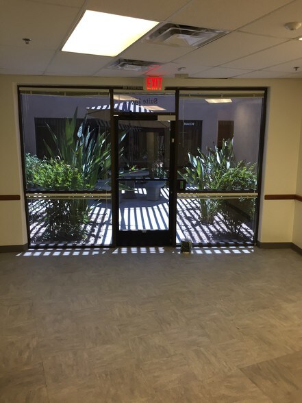 More Photos Of 10304 N Hayden Rd, Scottsdale Office For Lease