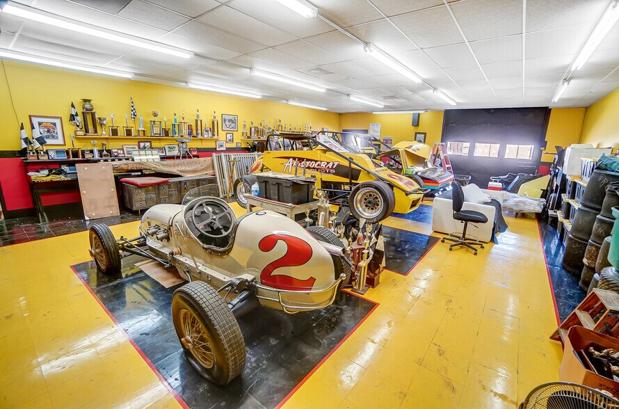 More Photos Of 4745 Wadsworth Rd, Dayton Warehouse For Lease