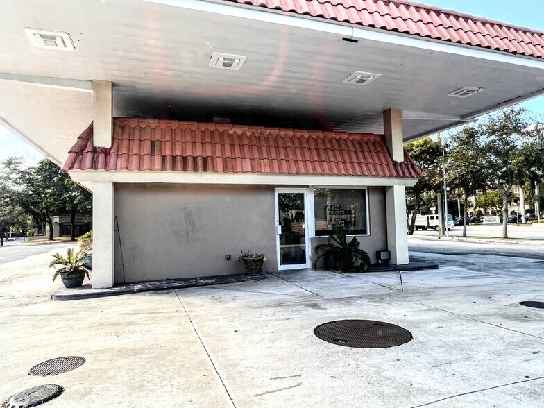 More Photos Of 7380 Wiles Rd, Coral Springs Freestanding For Sale