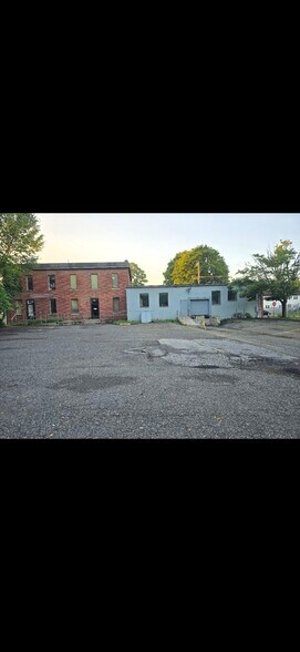 More Photos Of 126 Franklin St, Torrington Office For Sale