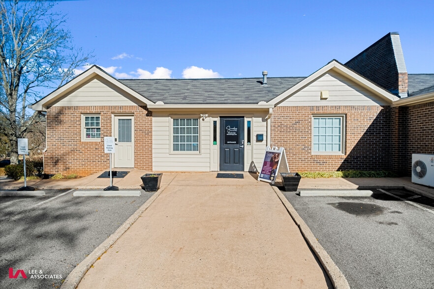 More Photos Of 203 Pirkle Ferry Rd, Cumming Office For Sale