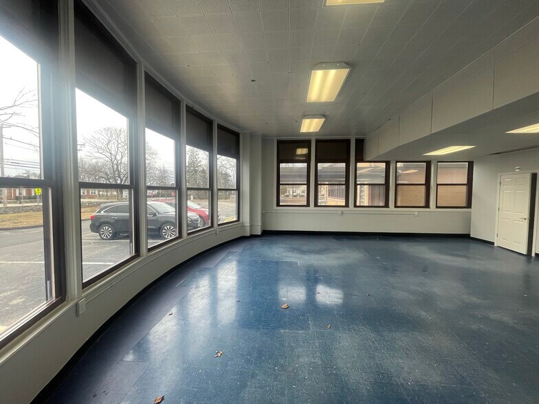 More Photos Of 740 Colonel Ledyard Hwy, Ledyard Storefront For Lease