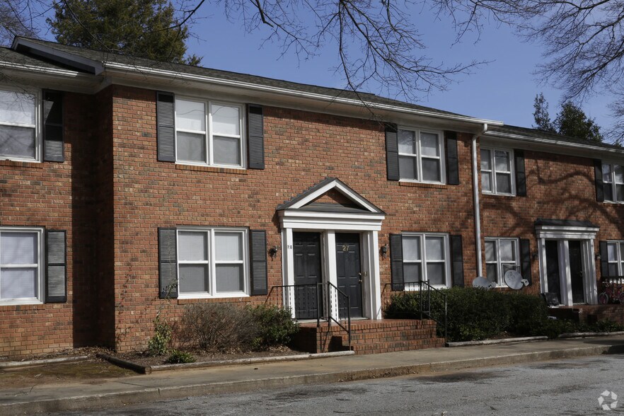 Primary Photo Of 1114 N Franklin Rd, Greenville Apartments For Sale